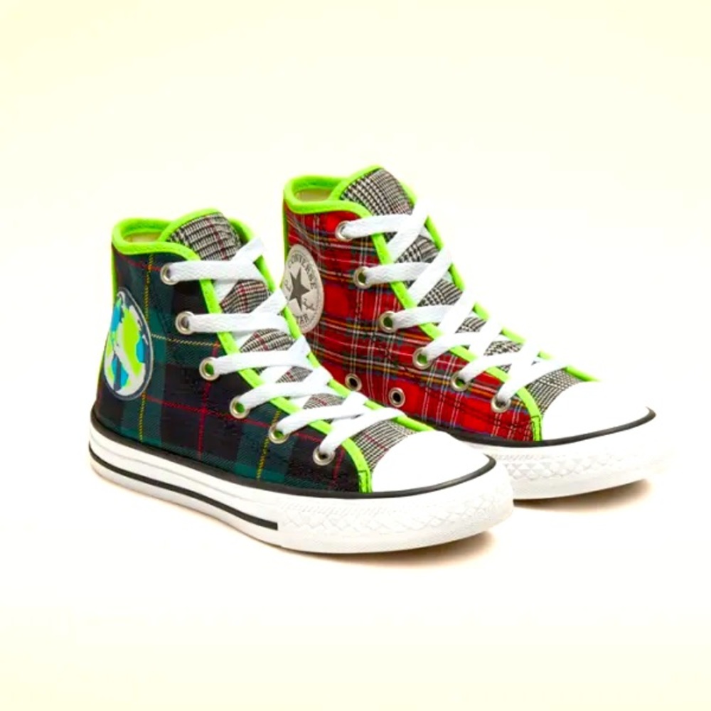 NWOT Plaid Converse High Tops